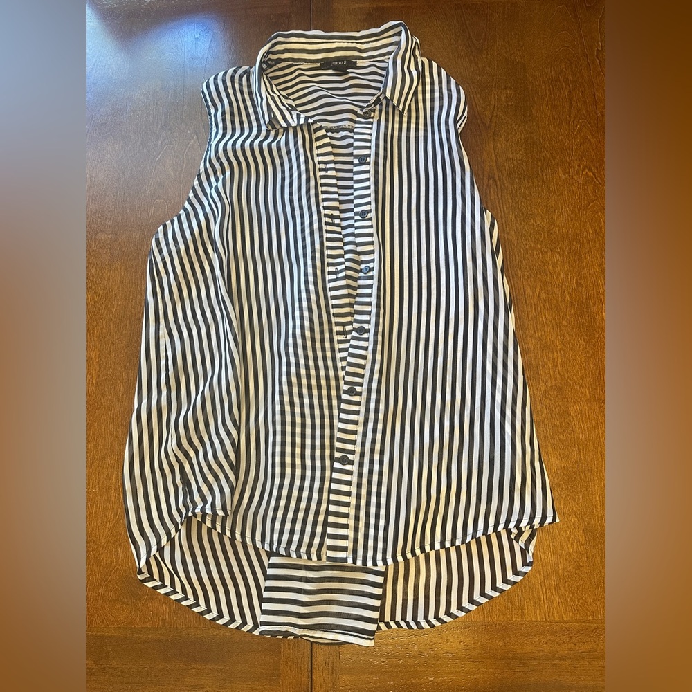 Forever 21 Monochrome Striped Blouse